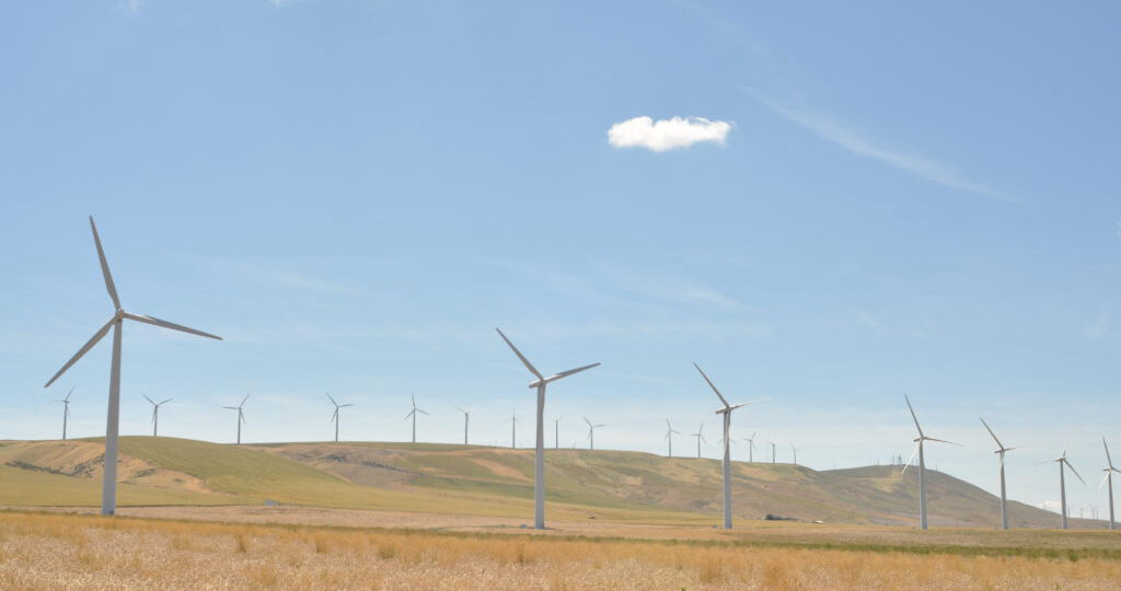 Horse Heaven Hills Wind Farm Moves Forward
