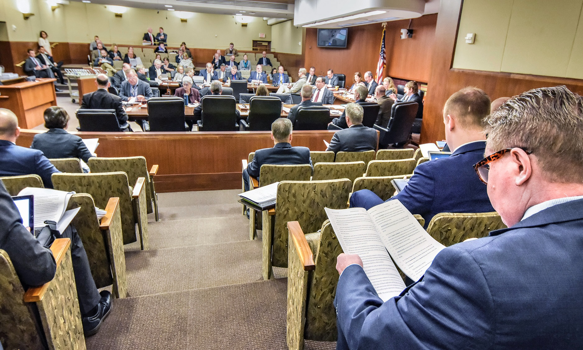 Minnesota Advocates Rally Against Renewable Energy Rollbacks - Vazoria