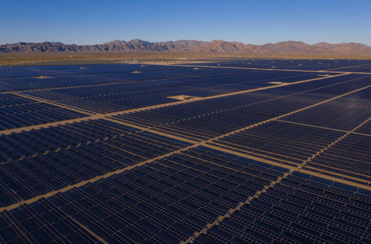 Desert Quartzite solar farm